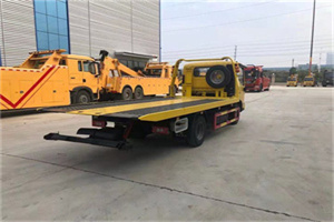 兴庆非事故拖车