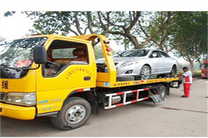 兴庆附近24小时汽车拖车服务热线